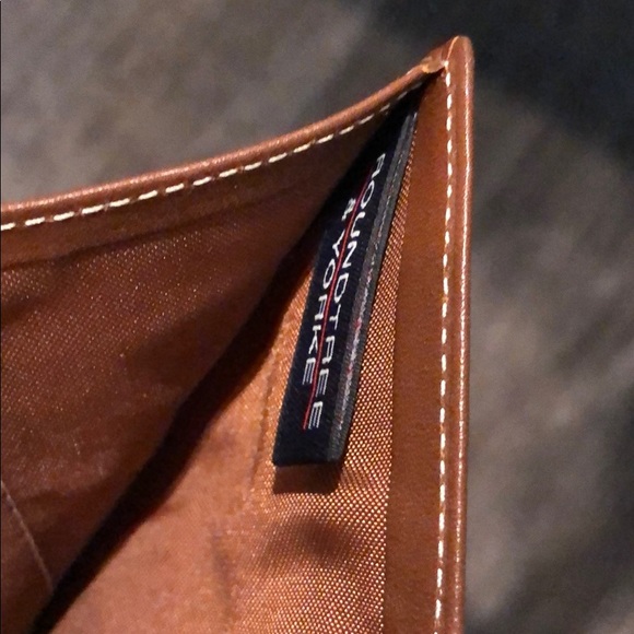 RoundTree & Yorke Wallet - Picture 4 of 4
